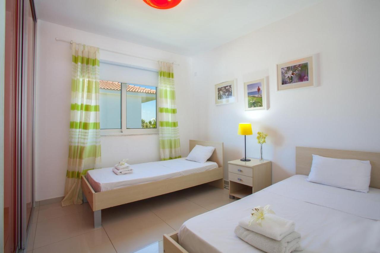 Ayia Thekla Seafront Villa Lavender Ajía Nápa Kültér fotó